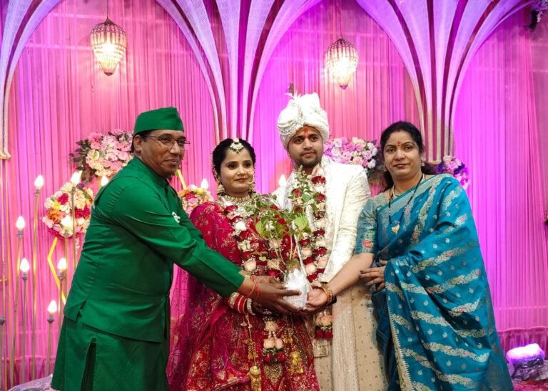 विवाह संस्कार पर केले के पौधे की पूजा करना पर्यावरण संरक्षण का संदेशः वृक्षमित्र डा. सोनी